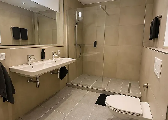 Seductive Apt, With High Class Apartment *